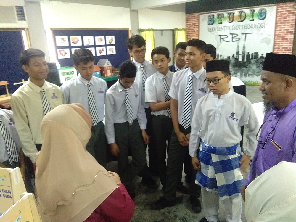 SESI SOAL JAWAB SMK ANDERSON